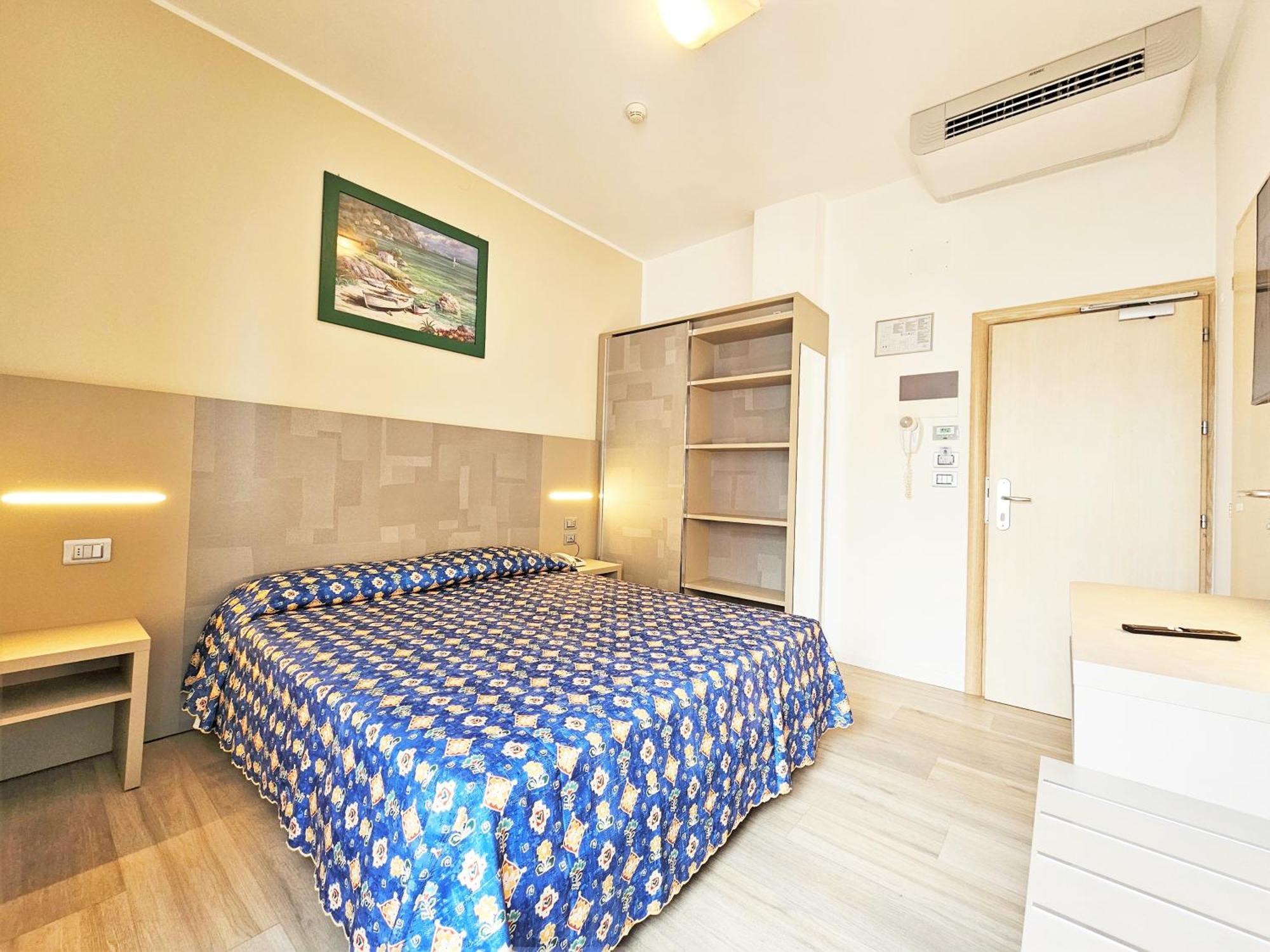 Hotel Ornella Lido di Jesolo Bagian luar foto